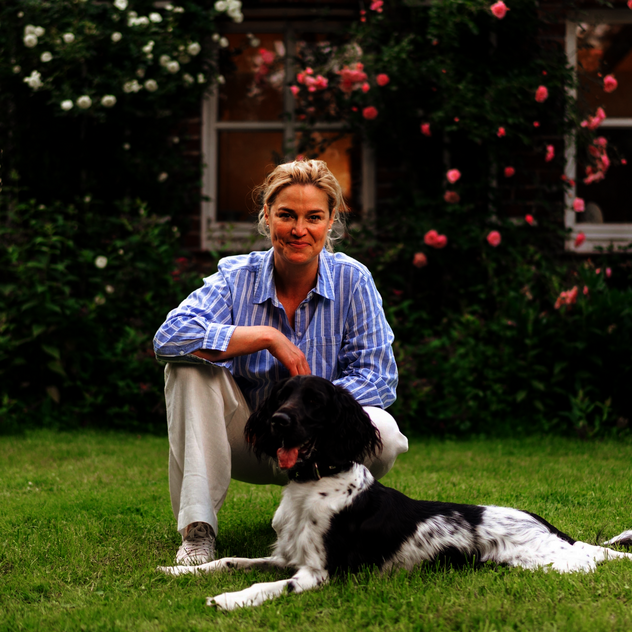 Birgit Scholz mit Hund Mia - scholz & wölfe Hundeernährungsberatung